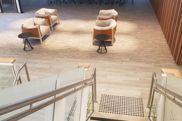 36993493_203194186987505_5013042422951706624_n