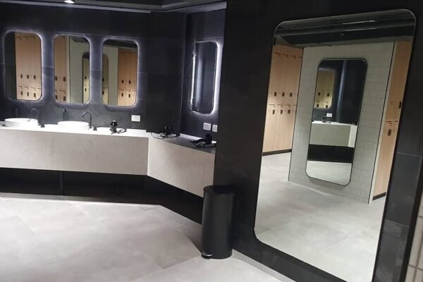 69603071_134938767769384_1379134957251885140_n