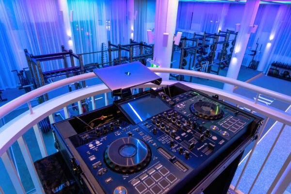 Newtown-Facility_130_HIGHRES_DSC07110-scaled